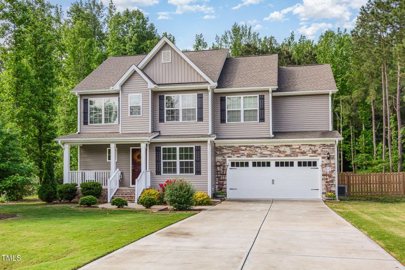 40 Poplar Bark Dr, Youngsville, NC 27596