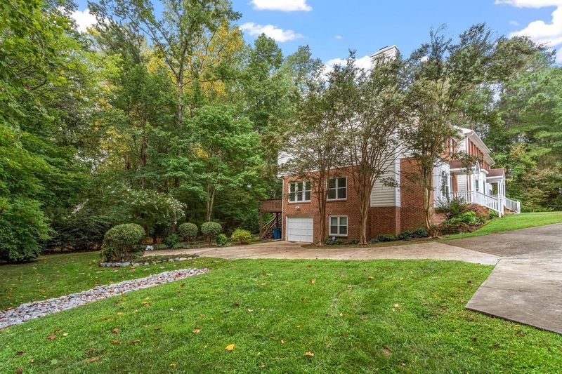 40 Preakness Dr, Durham, NC 27713