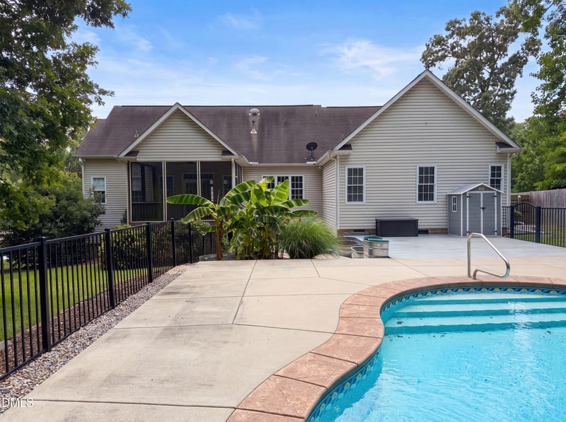 40 Red Rock Ridge Dr, Youngsville, NC 27596