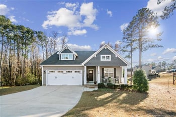 40 Ringneck Ct, Lillington, NC 27546