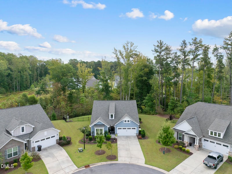 40 Stormy Bluff Ct, Youngsville, NC 27596
