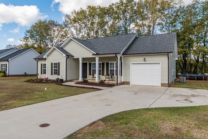 40 Trace Turner Ln, Coats, NC 27521