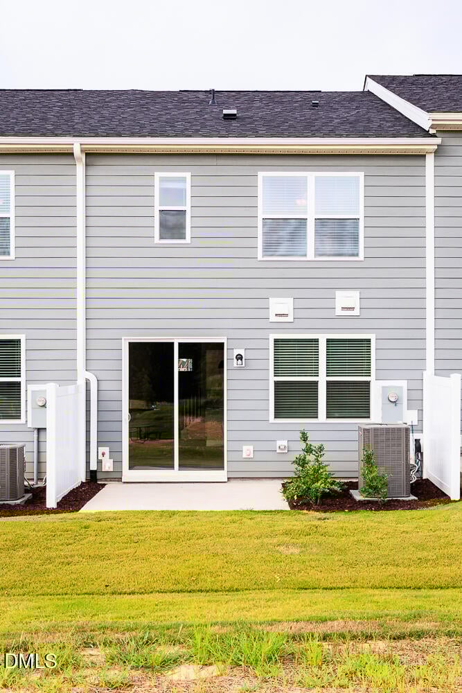 40 Twin Birch Dr, Angier, NC 27501