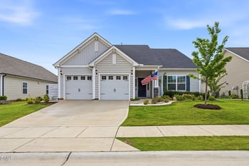 40 Waterclover Pa, Youngsville, NC 27596