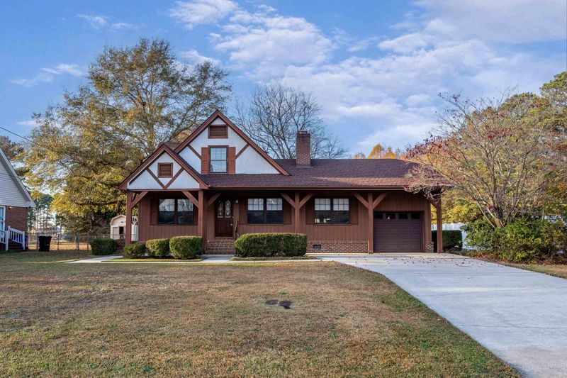 40 White Oak Dr, Smithfield, NC 27577