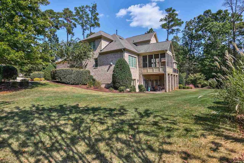 40 Wood Duck Ct, Chapel Hill, NC 27517
