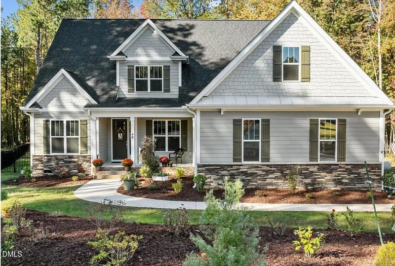 40 Yellowstone Ct, Youngsville, NC 27596