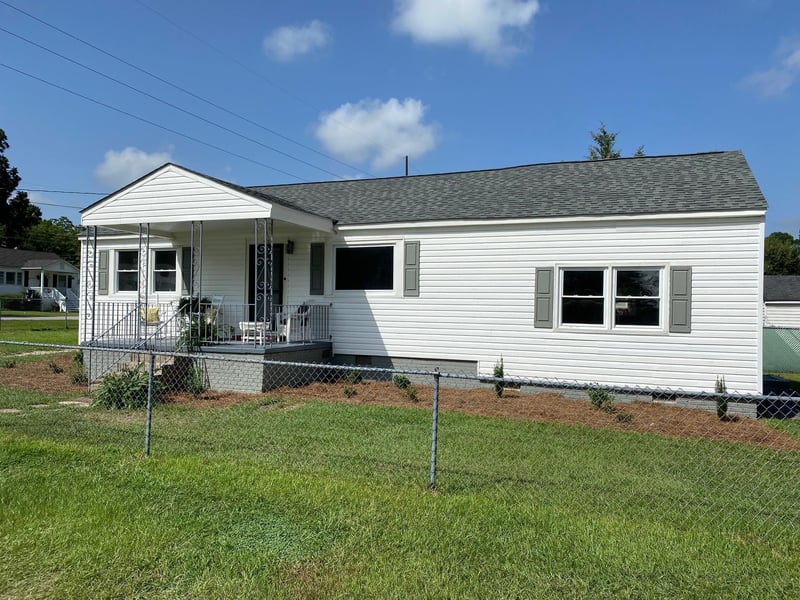 400 9th St, Erwin, NC 28334