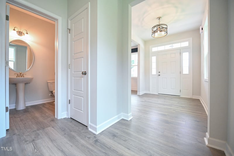 400 Abingdon Farms Dr, Selma, NC 27576