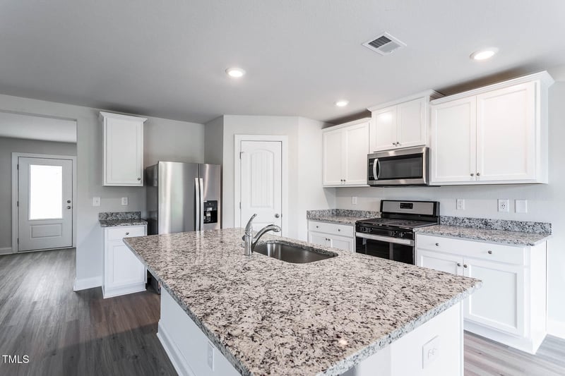 400 Azalea Gaze Dr, Youngsville, NC 27596