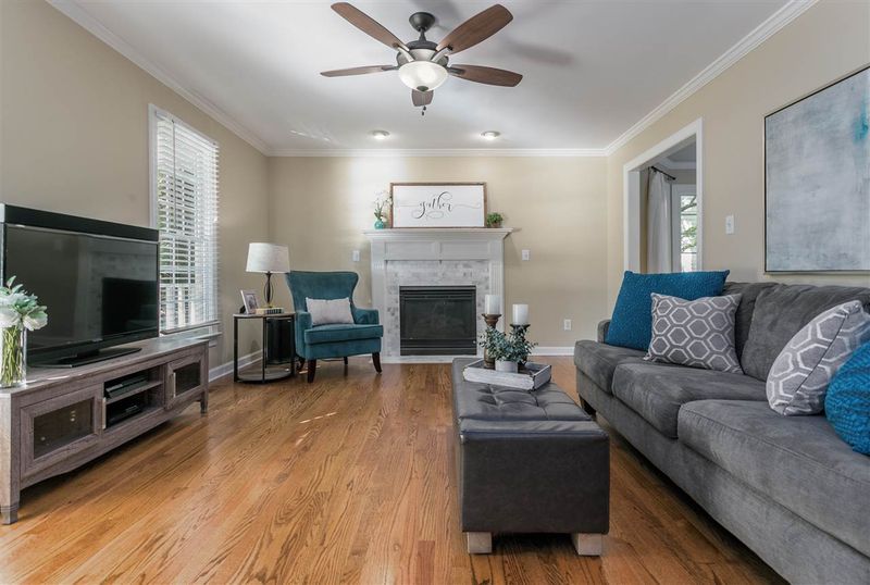 400 W Ballentine St, Holly Springs, NC 27540