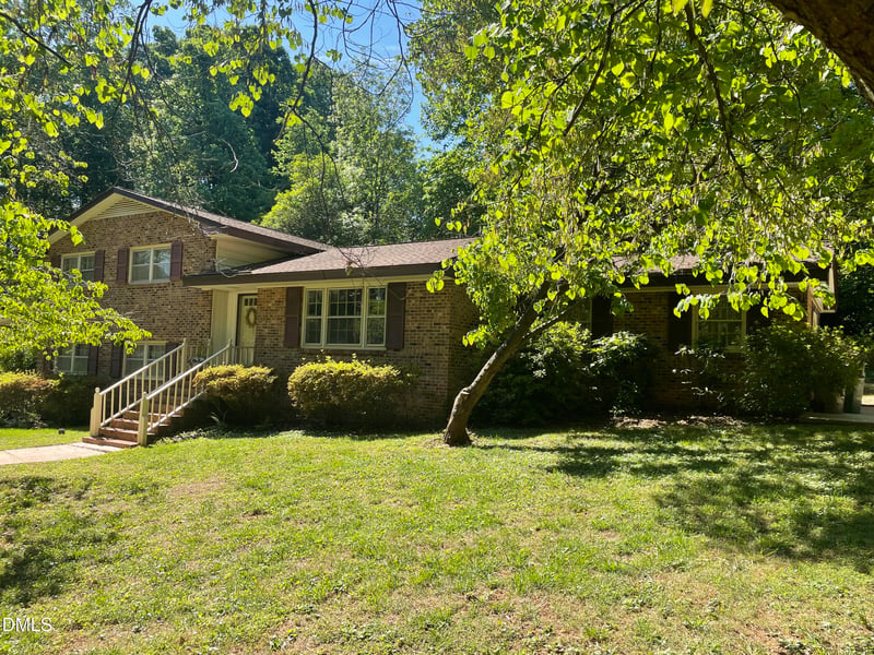 400 Briarcliff Ln, Cary, NC 27511