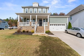 400 Cahors Trl, Holly Springs, NC 27540