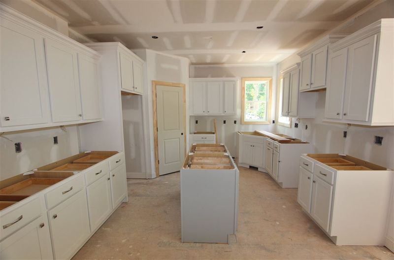400 Camille Ct, Youngsville, NC 27596