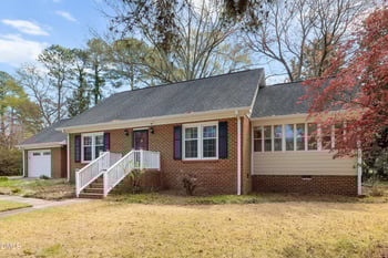 400 Cedar Hill Ln, Raleigh, NC 27609