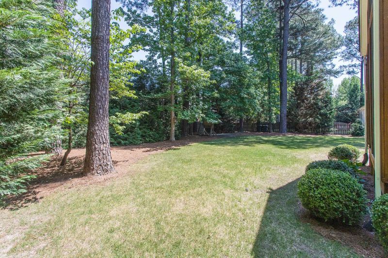 400 Chanticlair Dr, Apex, NC 27502