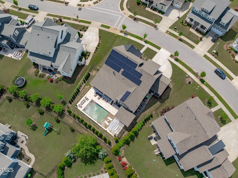 400 Chickasaw Plum Dr, Holly Springs, NC 27540
