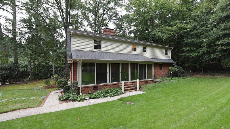 400 Clayton Rd, Chapel Hill, NC 27514