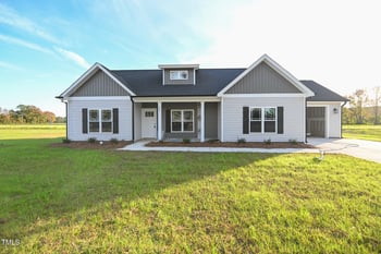 400 Eastwood Dr, Benson, NC 27504