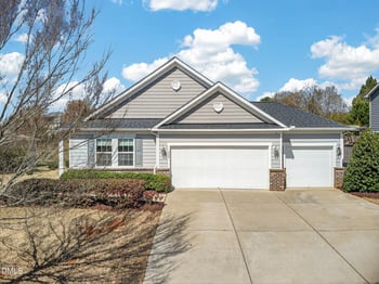 400 Eno Dr, Holly Springs, NC 27540