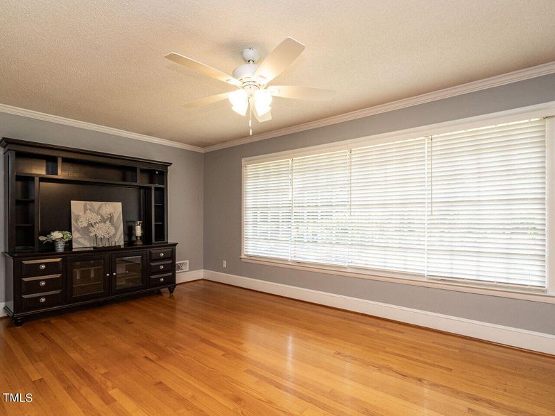 400 Fletcher Dr, Raleigh, NC 27603