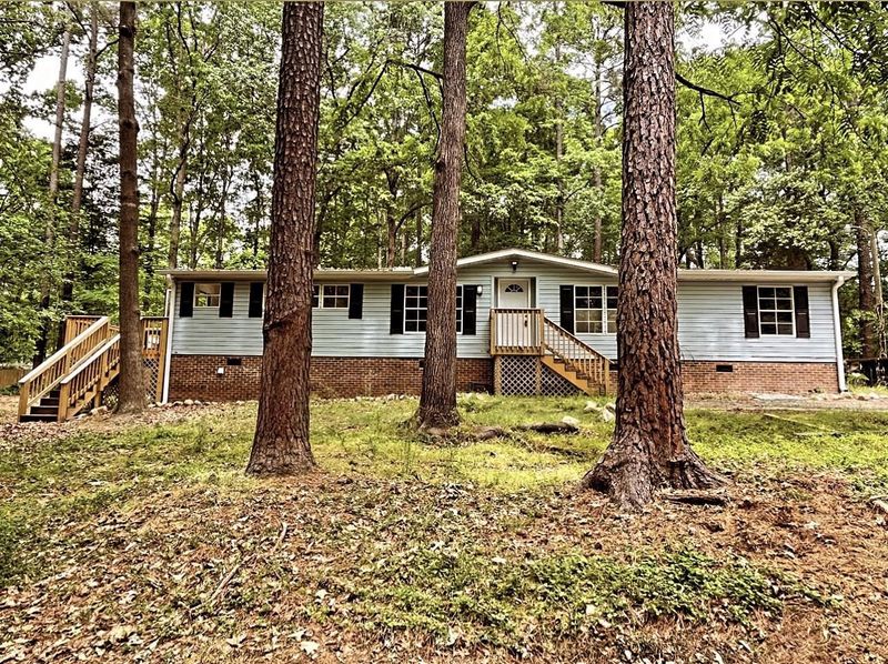 400 Forest Creek Dr, Pittsboro, NC 27312