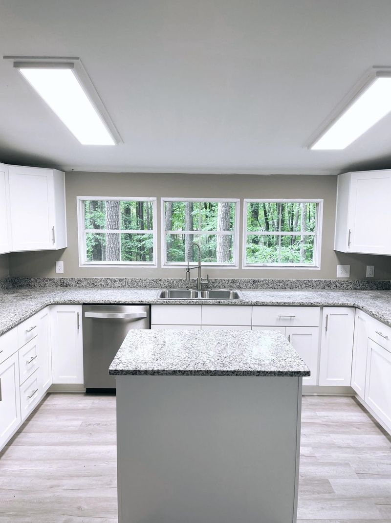 400 Forest Creek Dr, Pittsboro, NC 27312