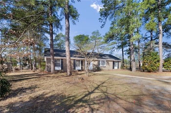 400 Hallmark Rd, Fayetteville, NC 28303