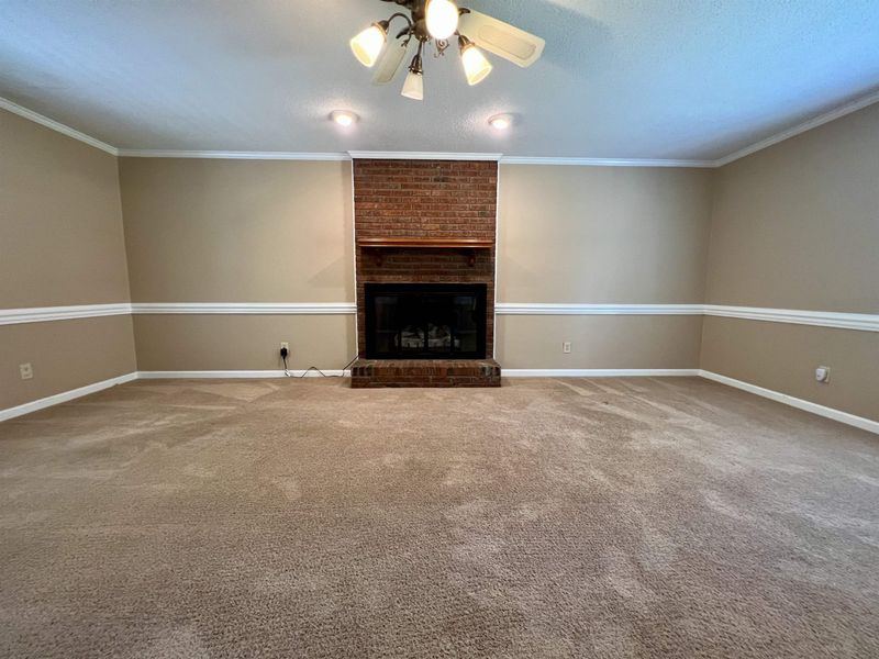 400 Hillside Dr, Smithfield, NC 27577