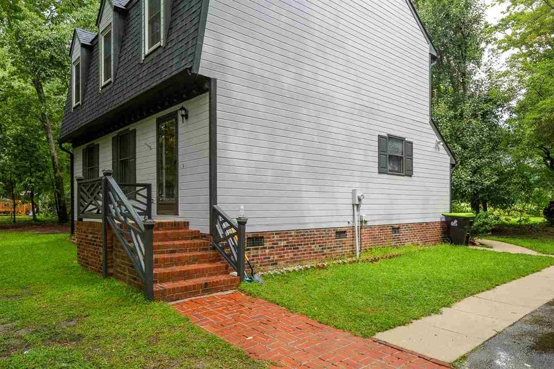 400 Kasey Cir, Raleigh, NC 27603