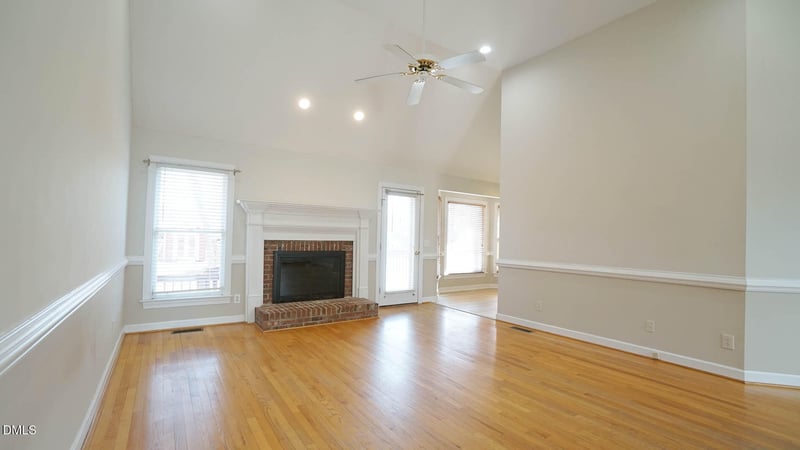 400 Knolls View Dr, Fuquay Varina, NC 27526