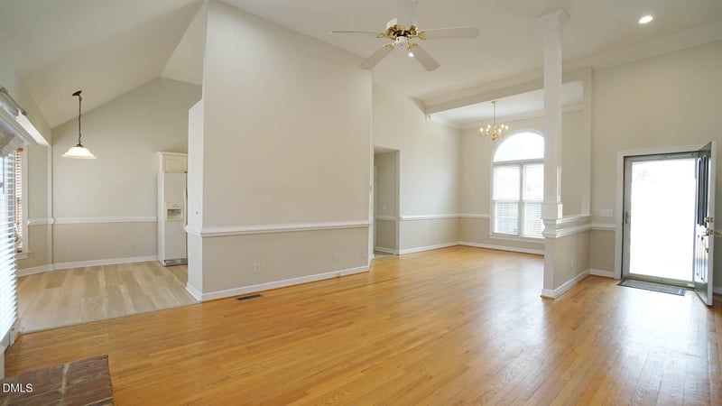 400 Knolls View Dr, Fuquay Varina, NC 27526