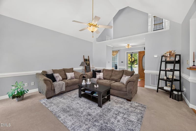 400 La Vista Ct, Benson, NC 27504