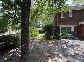 400 Law Rd, Fayetteville, NC 28311
