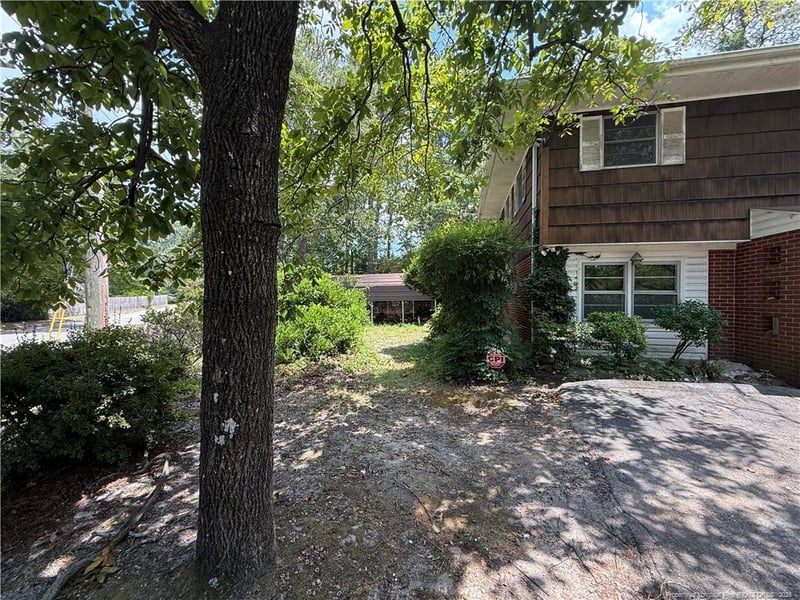 400 Law Rd, Fayetteville, NC 28311