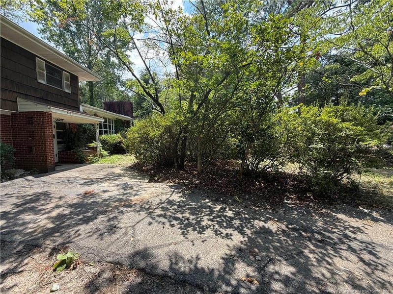 400 Law Rd, Fayetteville, NC 28311
