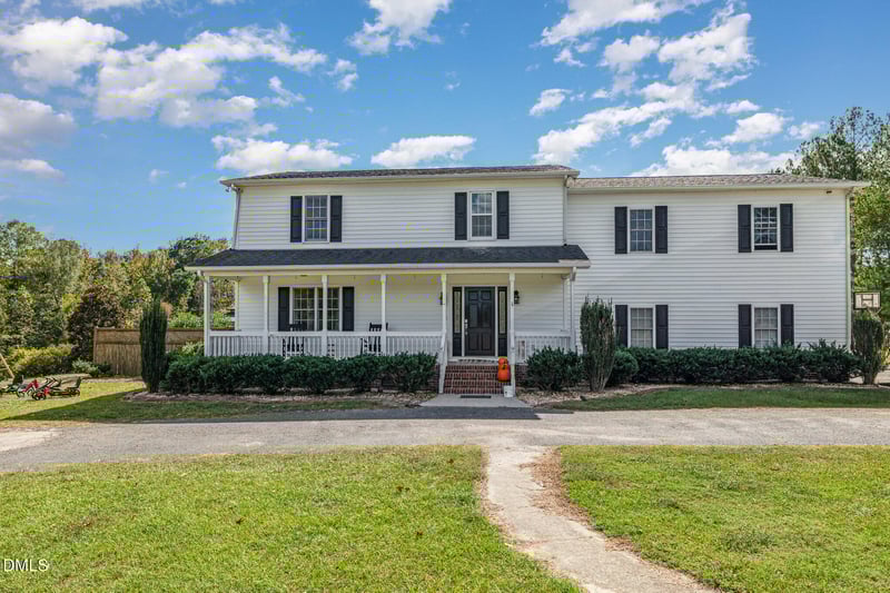 400 Lazy J Dr, Smithfield, NC 27577
