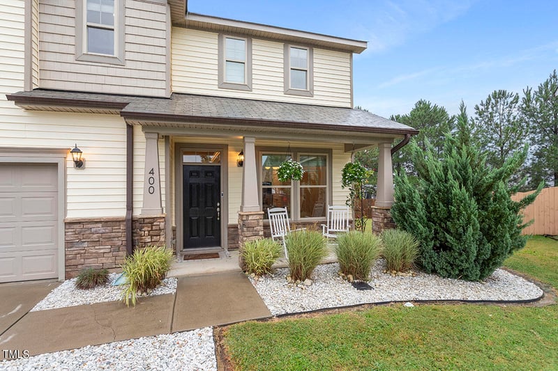 400 Lily Pad Ct, Zebulon, NC 27597