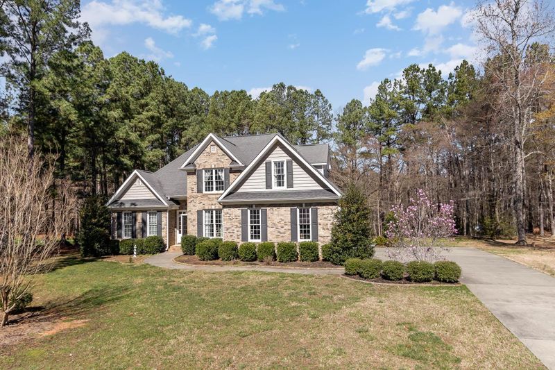 400 Marlowe Dr, Youngsville, NC 27596