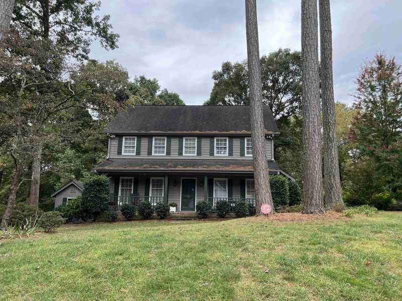 400 Myrtlewood Ct, Raleigh, NC 27609