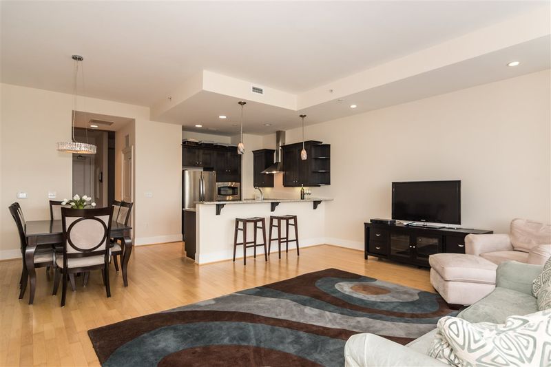 400 W North St #1004, Raleigh, NC 27603
