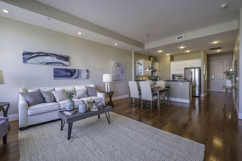 400 W North St #1016, Raleigh, NC 27603