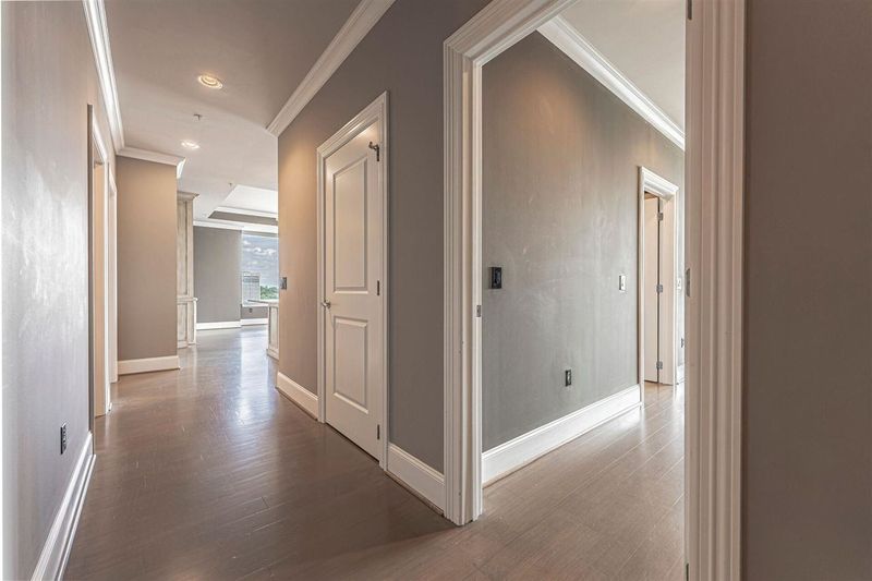 400 W North St #1030, Raleigh, NC 27603
