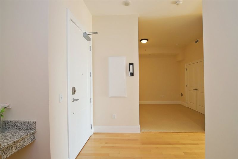 400 W North St #1404, Raleigh, NC 27603