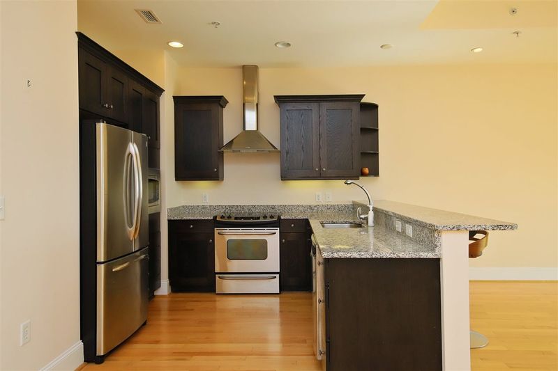 400 W North St #1404, Raleigh, NC 27603