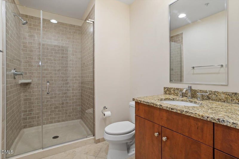 400 North St #634, Raleigh, NC 27603