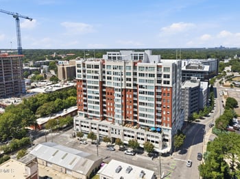 400 W North St #826, Raleigh, NC 27603