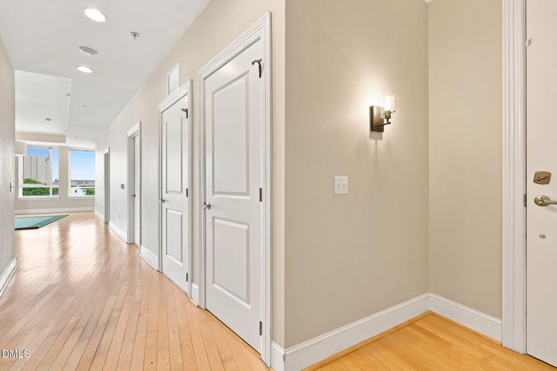 400 W North St #826, Raleigh, NC 27603