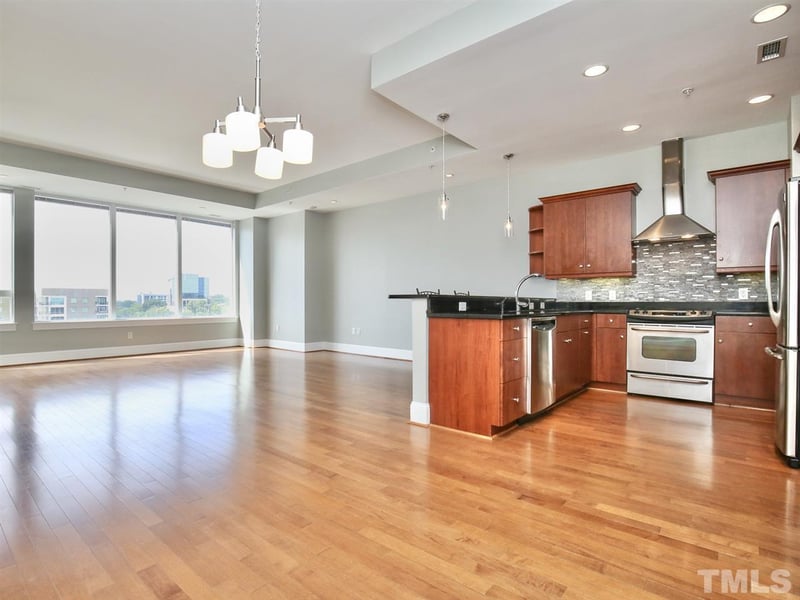 400 North St #932, Raleigh, NC 27603