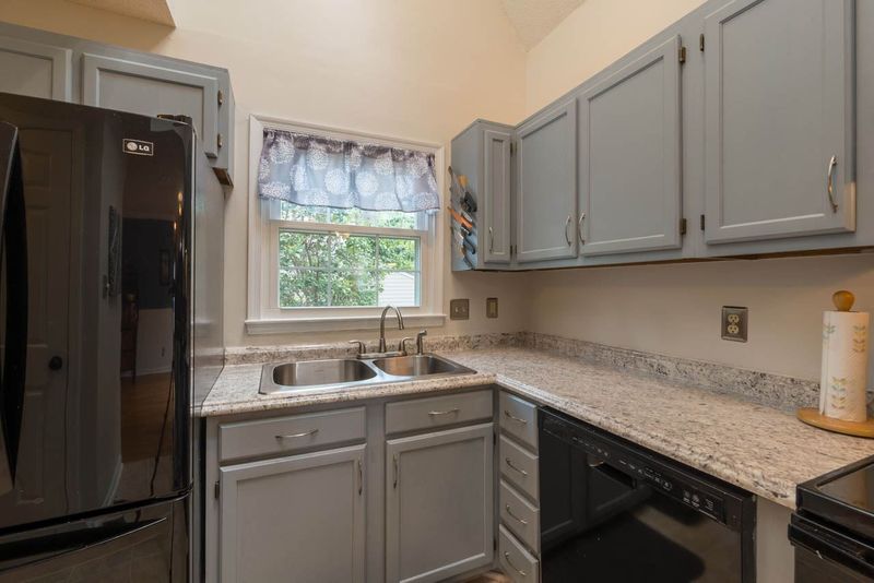 400 Old Fox Trl, Durham, NC 27713